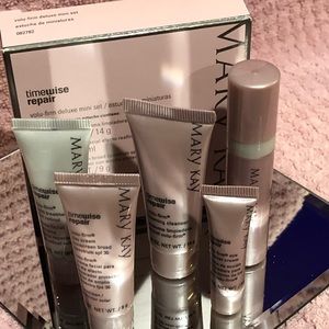 ⭐️FREE SHIPPING⭐️ when you bundle 3 MK products